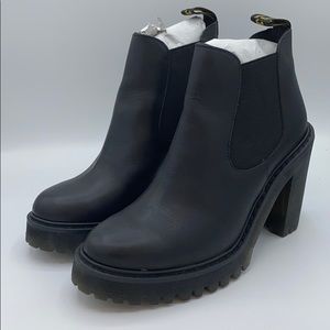 Dr. Marten Hurston Black Sendal